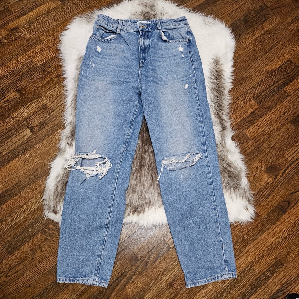 Zara Medium Wash Distressed Ripped Mom Jeans Denim Collection